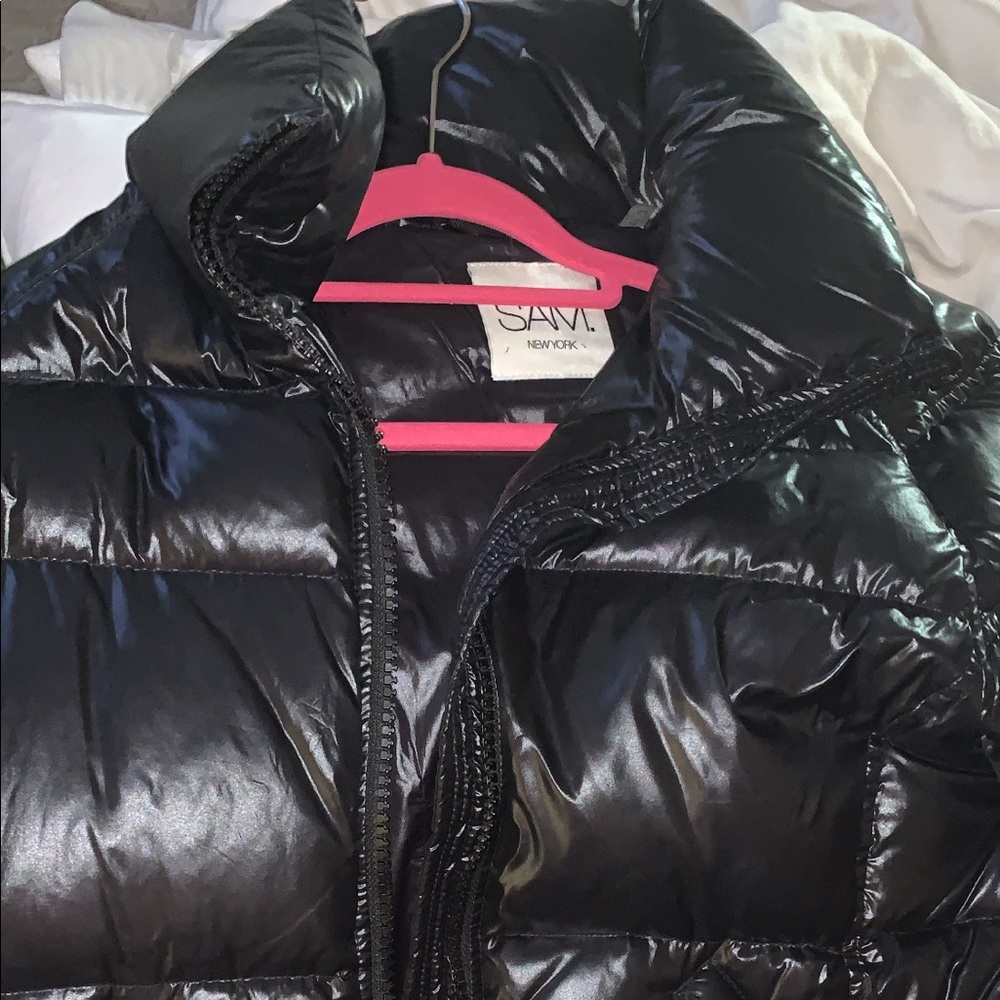 SAM COAT. USED BUT GREAT CONDITION. UNISEX
